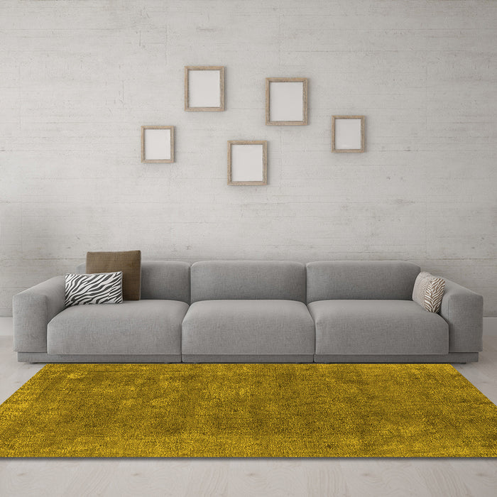 Machine Washable Oriental Yellow Industrial Rug in a Living Room, wshurb1508yw