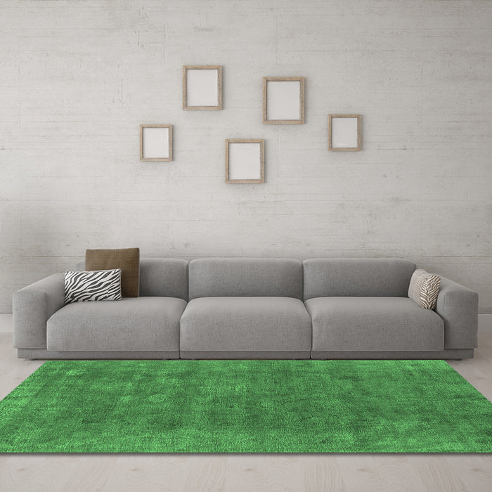 Machine Washable Oriental Emerald Green Industrial Area Rugs in a Living Room,, wshurb1508emgrn