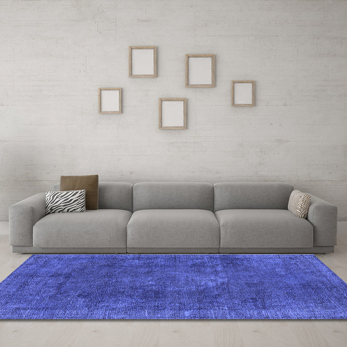 Machine Washable Oriental Blue Industrial Rug in a Living Room, wshurb1510blu