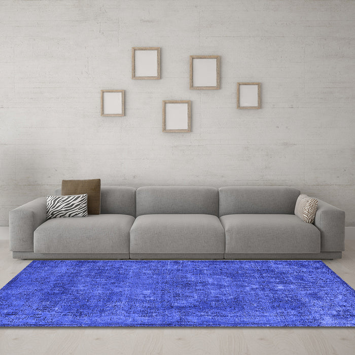 Machine Washable Oriental Blue Industrial Rug in a Living Room, wshurb1511blu
