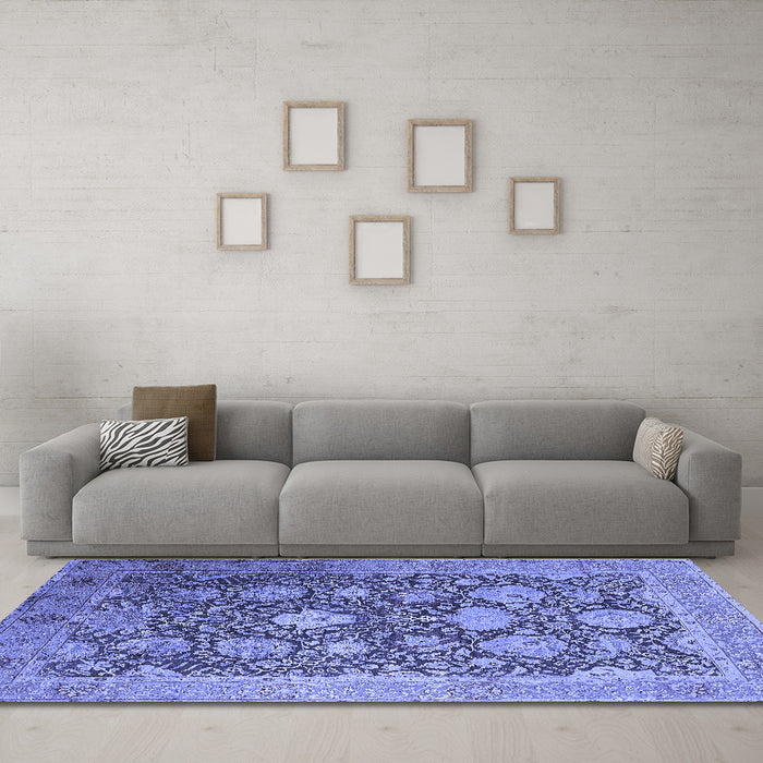 Machine Washable Oriental Blue Industrial Rug in a Living Room, wshurb1517blu