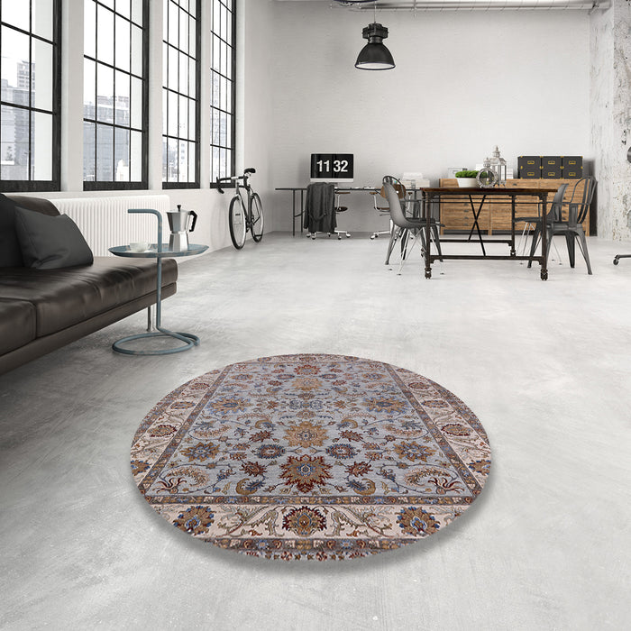 Round Mid-Century Modern Dark Gray Oriental Rug in a Office, urb1523
