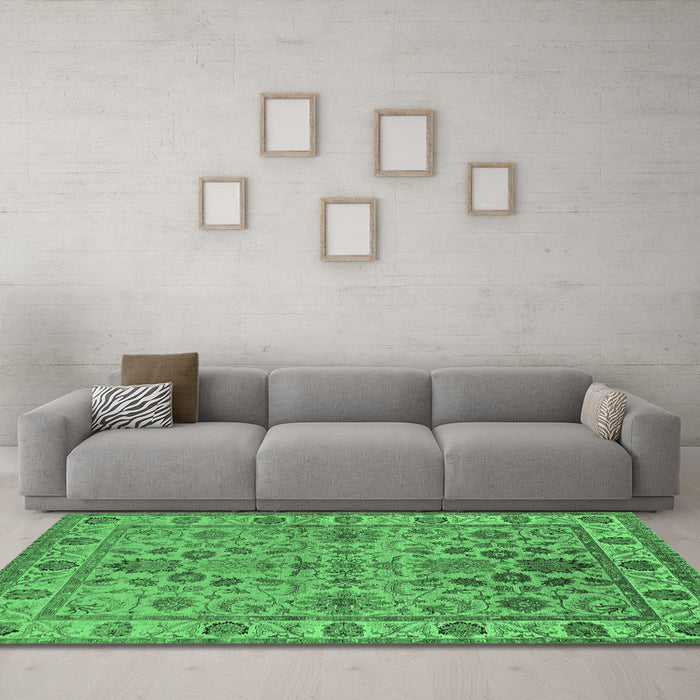 Machine Washable Oriental Emerald Green Industrial Area Rugs in a Living Room,, wshurb1523emgrn