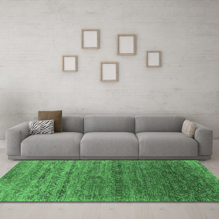 Machine Washable Oriental Emerald Green Industrial Area Rugs in a Living Room,, wshurb1526emgrn