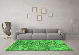 Machine Washable Oriental Green Industrial Area Rugs in a Living Room,, wshurb1527grn