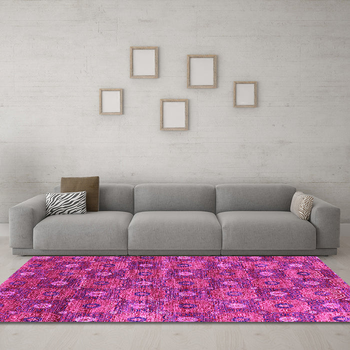 Machine Washable Oriental Pink Industrial Rug in a Living Room, wshurb1528pnk