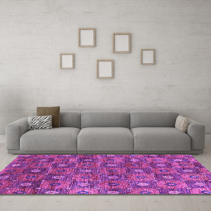 Machine Washable Oriental Purple Industrial Area Rugs in a Living Room, wshurb1528pur