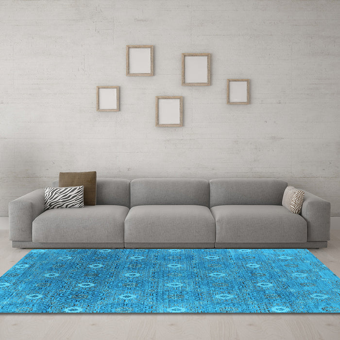 Machine Washable Oriental Light Blue Industrial Rug in a Living Room, wshurb1531lblu
