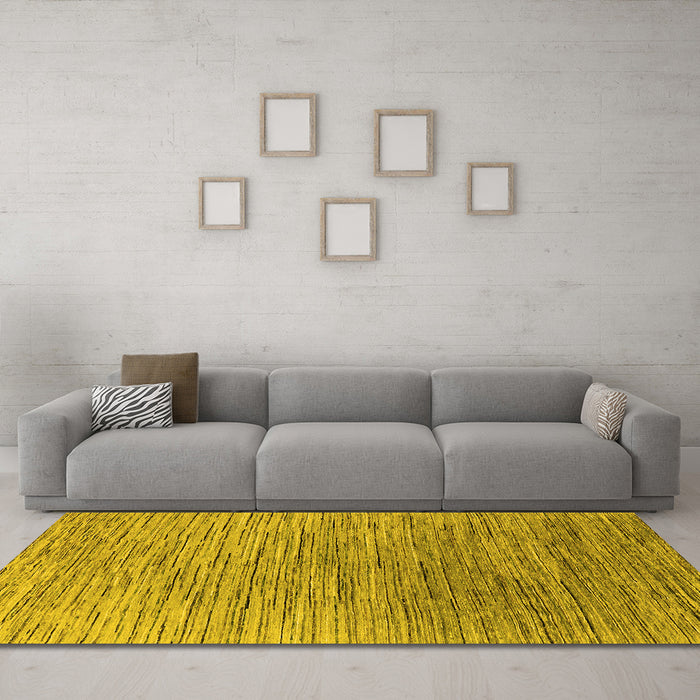 Machine Washable Oriental Yellow Industrial Rug in a Living Room, wshurb1532yw