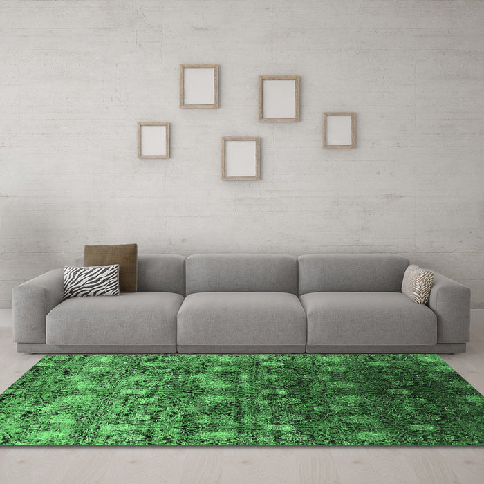 Machine Washable Oriental Emerald Green Industrial Area Rugs in a Living Room,, wshurb1533emgrn