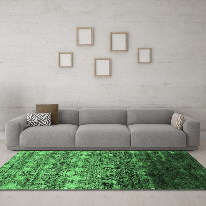 Machine Washable Oriental Emerald Green Industrial Area Rugs in a Living Room,, wshurb1534emgrn