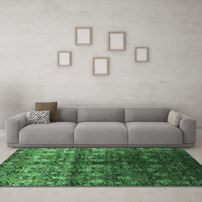 Machine Washable Oriental Emerald Green Industrial Area Rugs in a Living Room,, wshurb1535emgrn