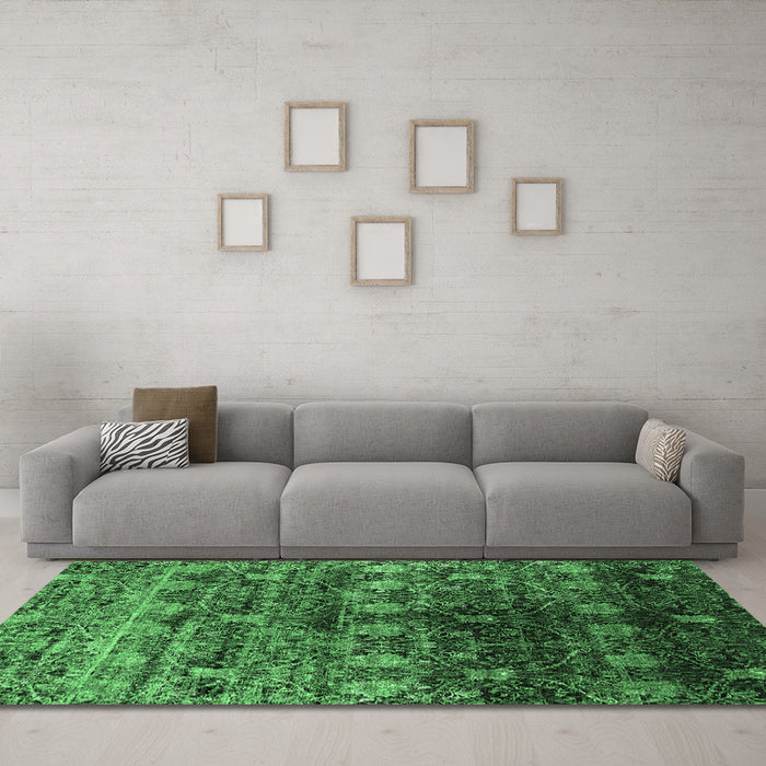 Machine Washable Oriental Emerald Green Industrial Area Rugs in a Living Room,, wshurb1536emgrn