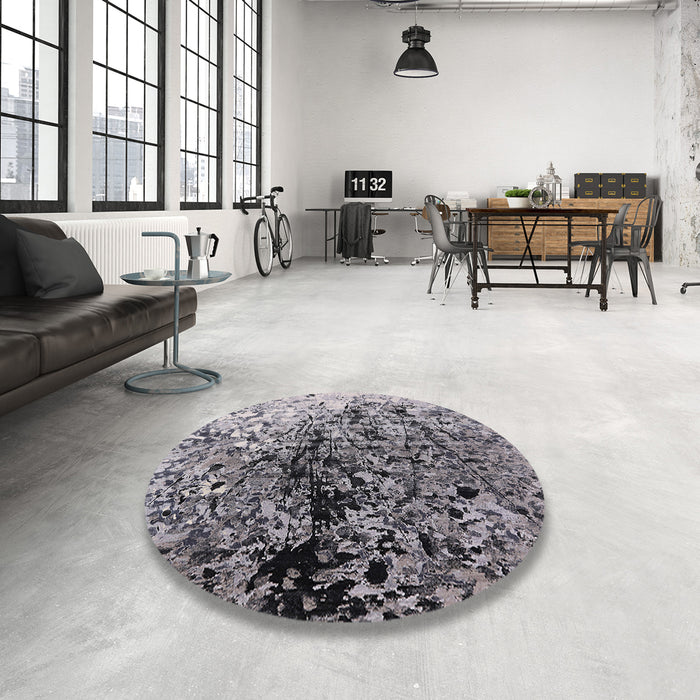 Round Machine Washable Industrial Modern Wisteria Purple Rug in a Office, wshurb1541