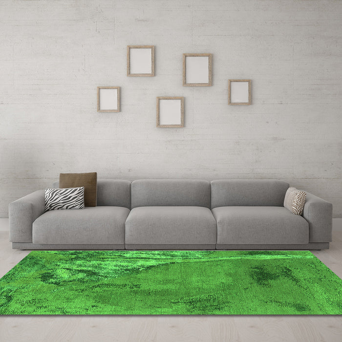 Machine Washable Oriental Green Industrial Area Rugs in a Living Room,, wshurb1542grn
