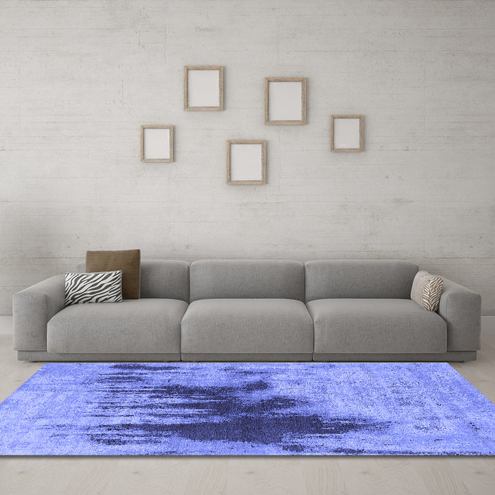 Machine Washable Oriental Blue Industrial Rug in a Living Room, wshurb1543blu