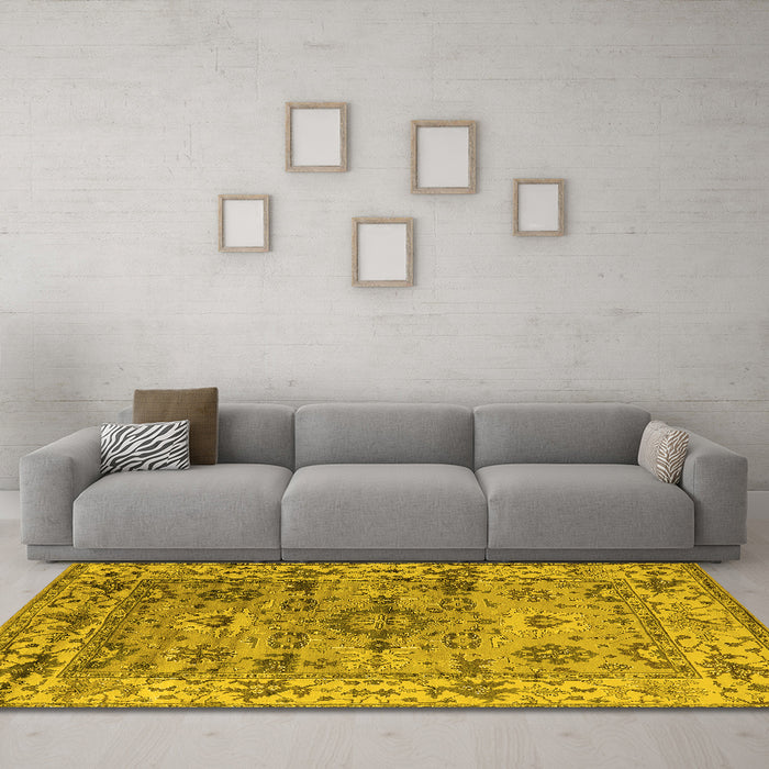 Machine Washable Oriental Yellow Industrial Rug in a Living Room, wshurb1545yw