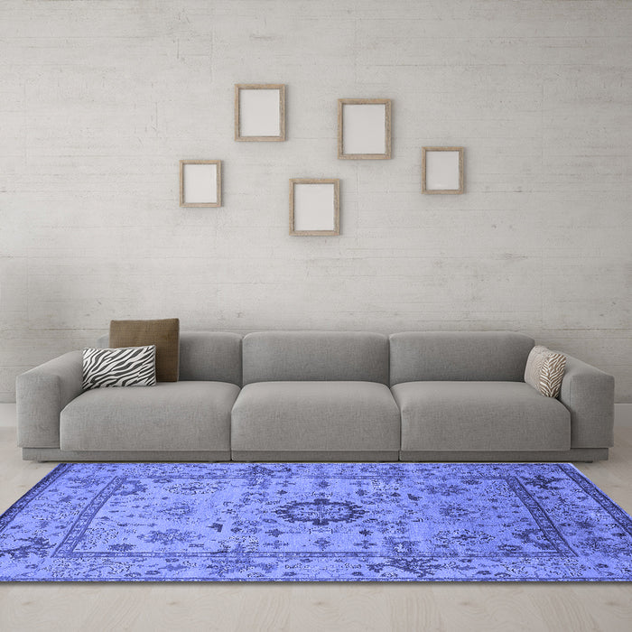 Machine Washable Oriental Blue Industrial Rug in a Living Room, wshurb1548blu