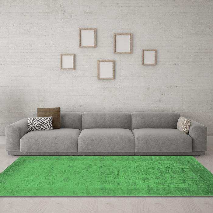 Machine Washable Oriental Emerald Green Industrial Area Rugs in a Living Room,, wshurb1549emgrn