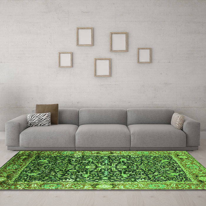 Machine Washable Oriental Green Industrial Area Rugs in a Living Room,, wshurb1550grn