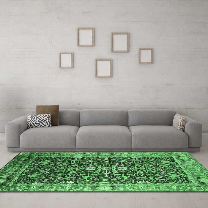 Machine Washable Oriental Emerald Green Industrial Area Rugs in a Living Room,, wshurb1550emgrn