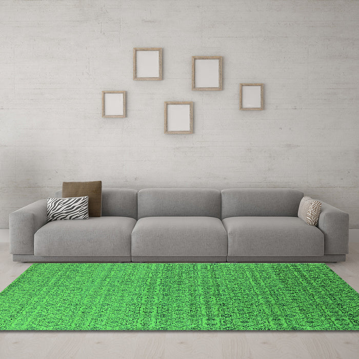 Machine Washable Oriental Green Industrial Area Rugs in a Living Room,, wshurb1551grn