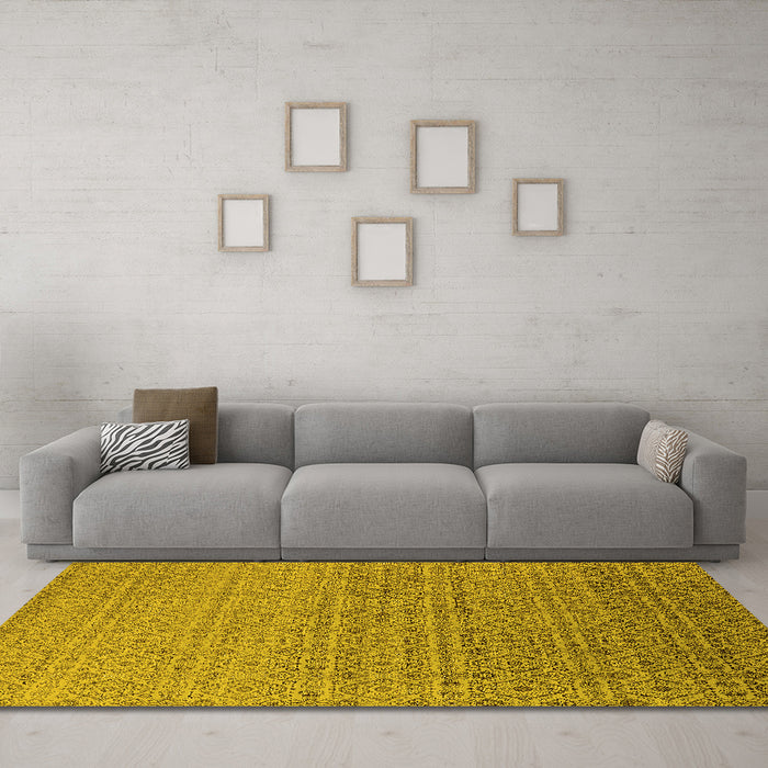 Machine Washable Oriental Yellow Industrial Rug in a Living Room, wshurb1551yw