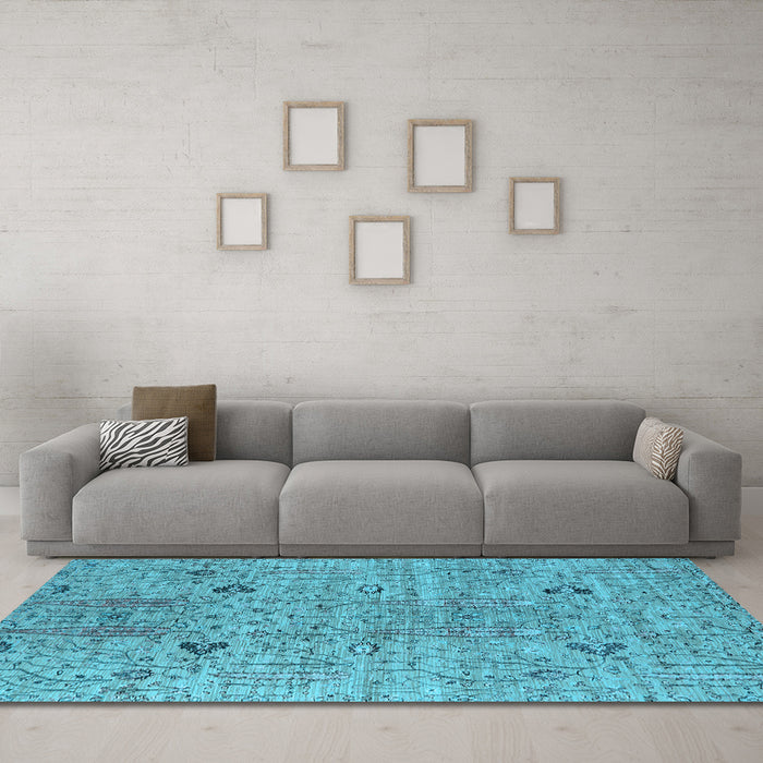 Machine Washable Oriental Light Blue Industrial Rug in a Living Room, wshurb1552lblu
