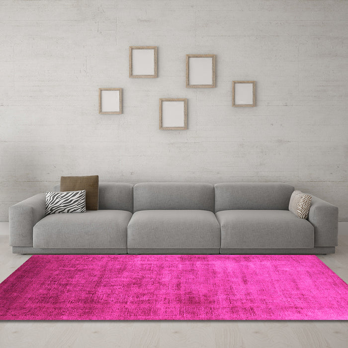 Machine Washable Oriental Pink Industrial Rug in a Living Room, wshurb1555pnk