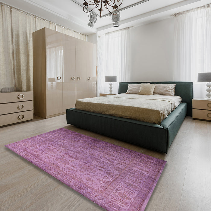 Machine Washable Industrial Modern Deep Mauve Purple Rug in a Bedroom, wshurb1556