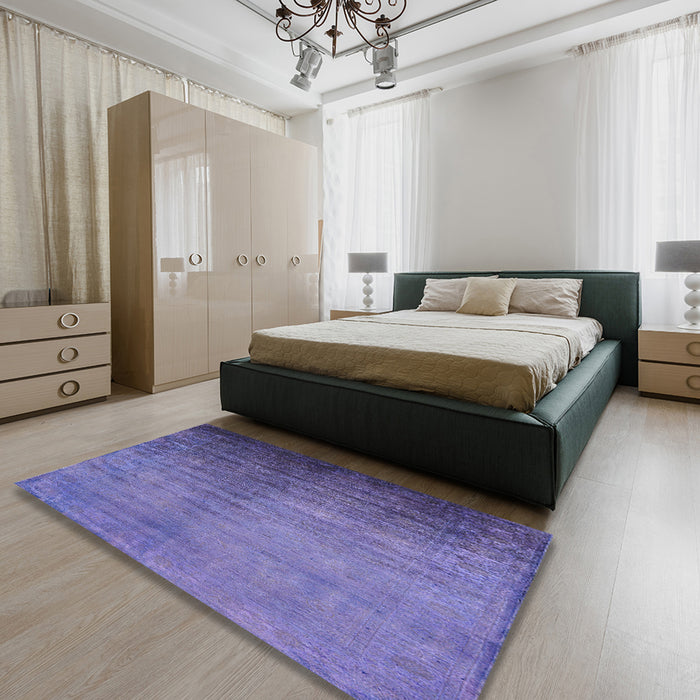 Mid-Century Modern Purple Oriental Rug in a Bedroom, urb1563