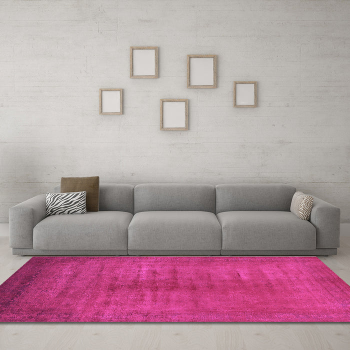 Machine Washable Oriental Purple Industrial Area Rugs in a Living Room, wshurb1564pur