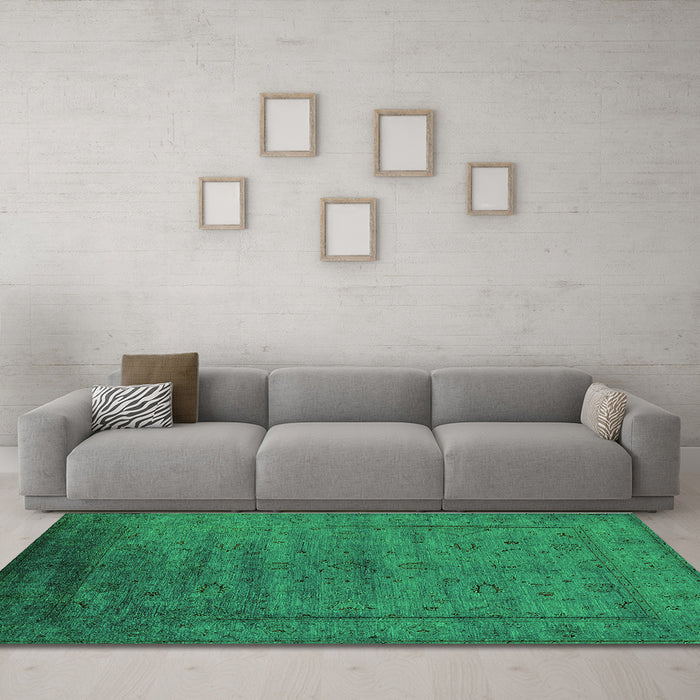 Machine Washable Oriental Green Industrial Area Rugs in a Living Room,, wshurb1565grn