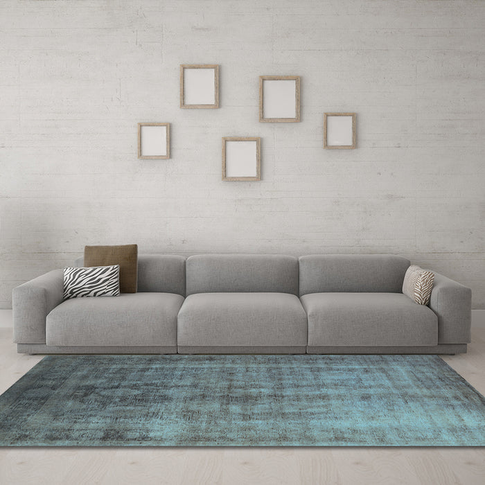 Machine Washable Oriental Light Blue Industrial Rug in a Living Room, wshurb1569lblu
