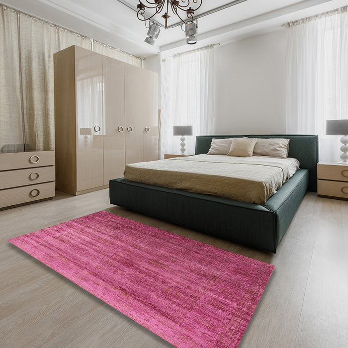 Mid-Century Modern Neon Hot Pink Oriental Rug in a Bedroom, urb1574
