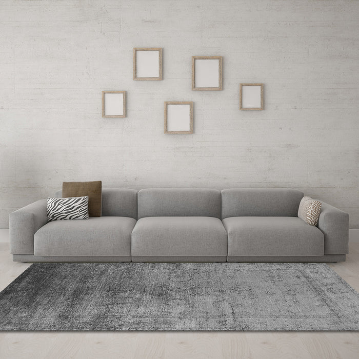 Machine Washable Oriental Gray Industrial Rug in a Living Room,, wshurb1575gry