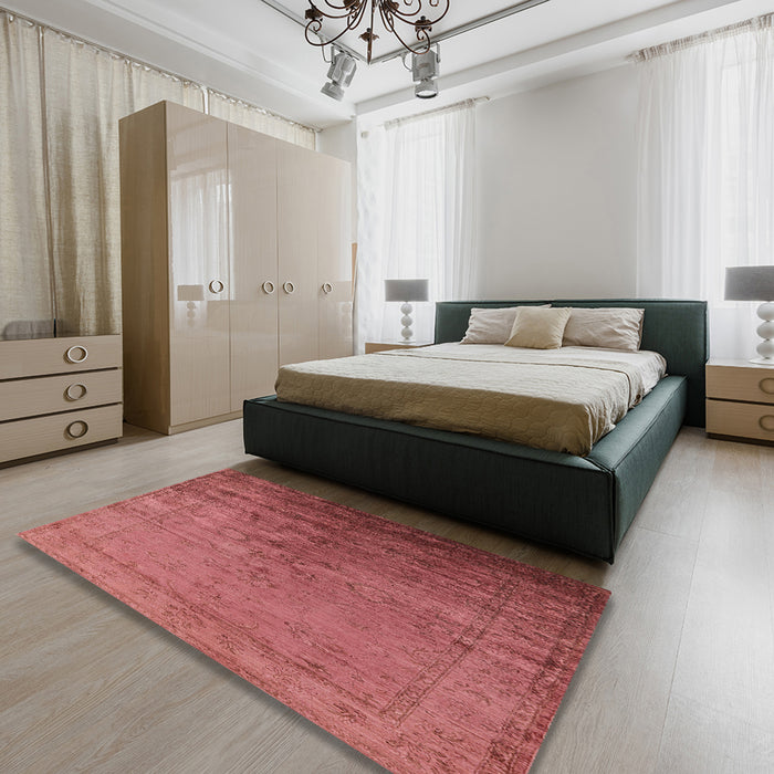 Mid-Century Modern Red Oriental Rug in a Bedroom, urb1575
