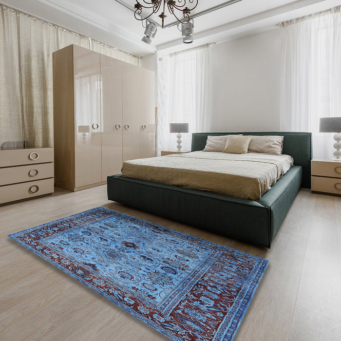 Mid-Century Modern Purple Oriental Rug in a Bedroom, urb1579