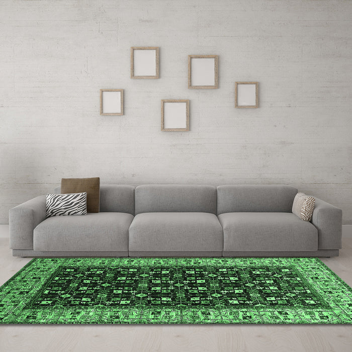 Machine Washable Oriental Emerald Green Industrial Area Rugs in a Living Room,, wshurb1580emgrn