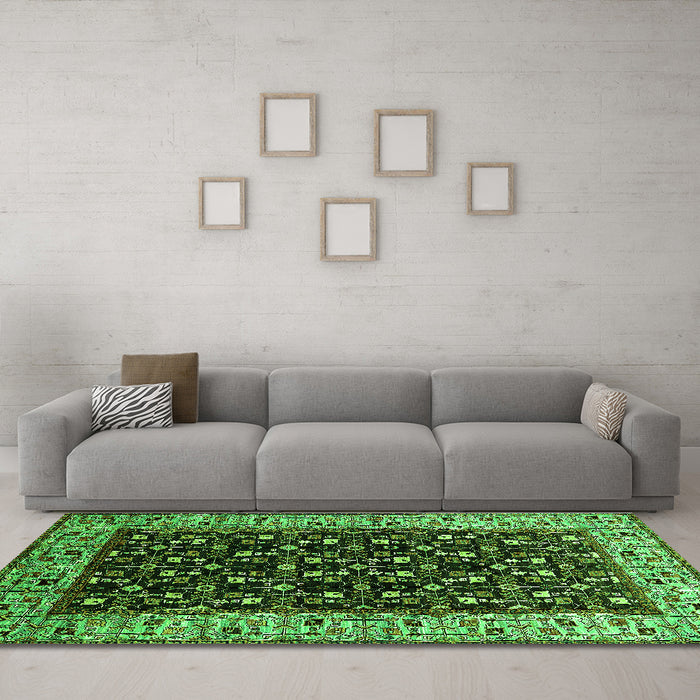 Machine Washable Oriental Green Industrial Area Rugs in a Living Room,, wshurb1580grn
