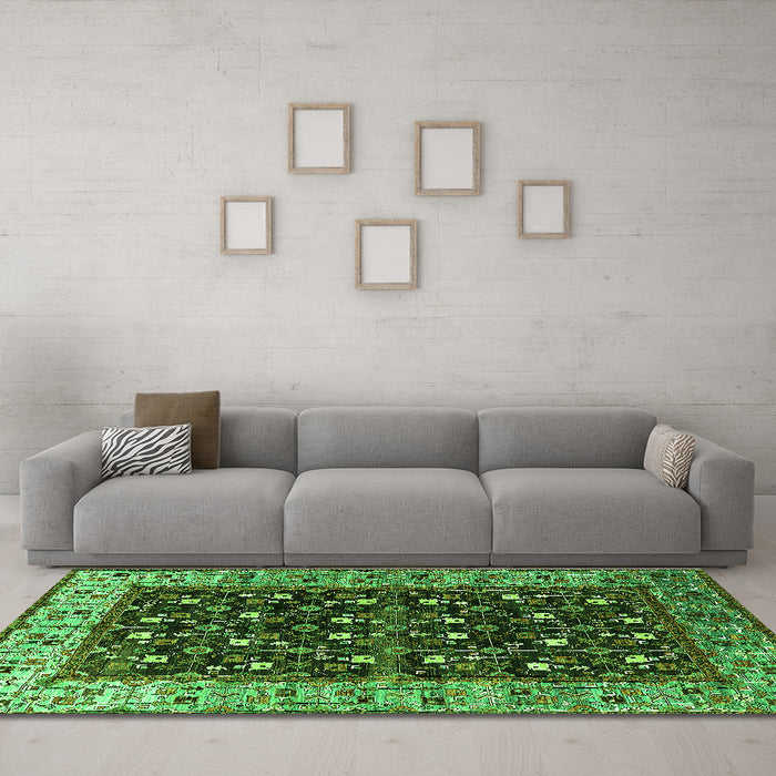 Machine Washable Oriental Green Industrial Area Rugs in a Living Room,, wshurb1583grn