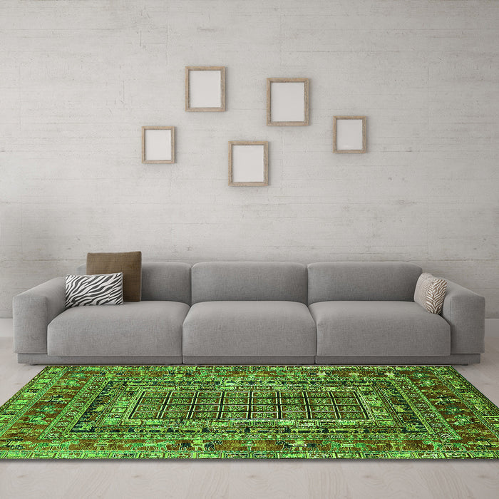 Machine Washable Oriental Green Industrial Area Rugs in a Living Room,, wshurb1584grn