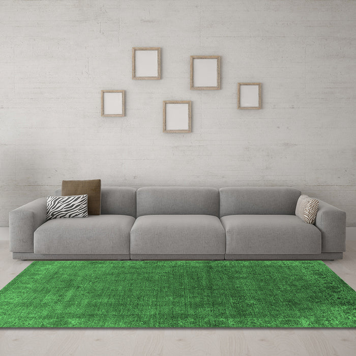 Machine Washable Oriental Emerald Green Industrial Area Rugs in a Living Room,, wshurb1589emgrn