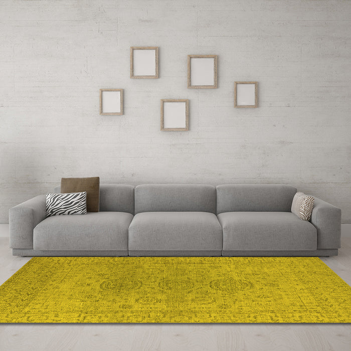 Machine Washable Oriental Yellow Industrial Rug in a Living Room, wshurb1590yw