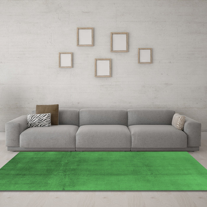 Machine Washable Oriental Emerald Green Industrial Area Rugs in a Living Room,, wshurb1591emgrn