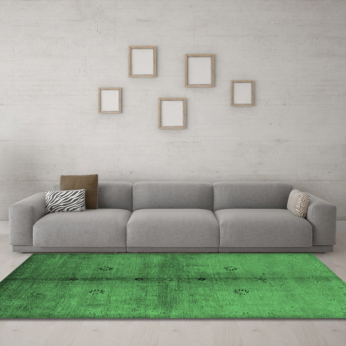 Machine Washable Oriental Emerald Green Industrial Area Rugs in a Living Room,, wshurb1592emgrn