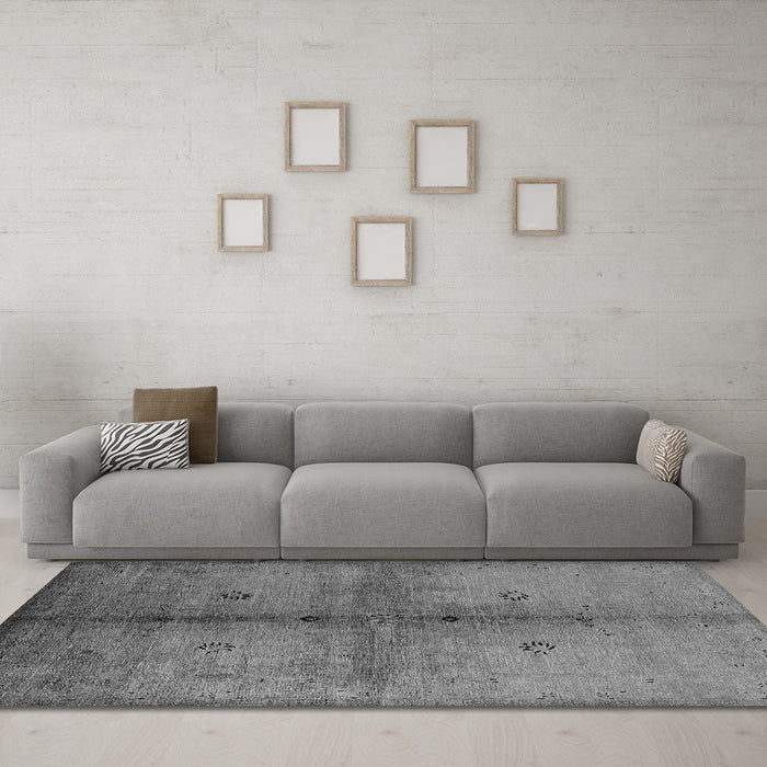 Machine Washable Oriental Gray Industrial Rug in a Living Room,, wshurb1592gry