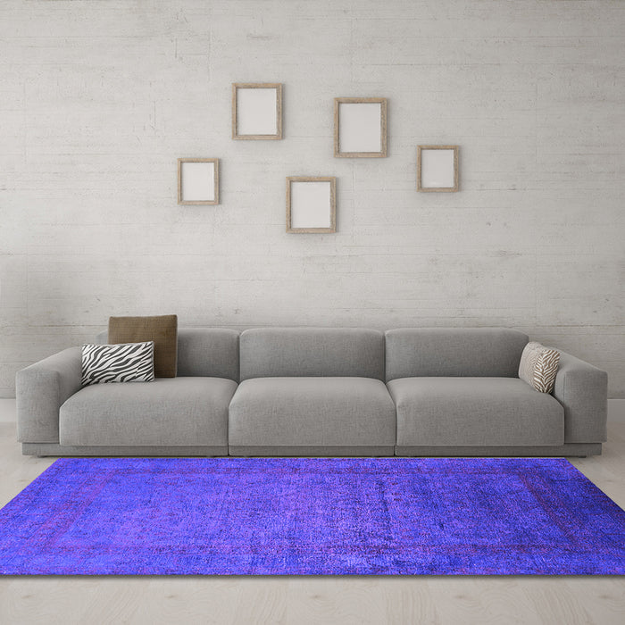 Machine Washable Oriental Purple Industrial Area Rugs in a Living Room, wshurb1595pur