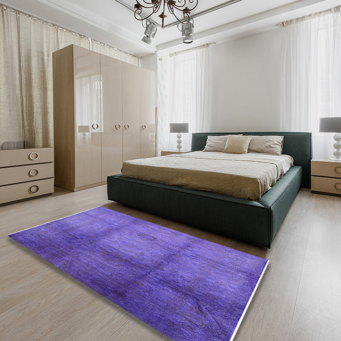 Mid-Century Modern Purple Oriental Rug in a Bedroom, urb1596