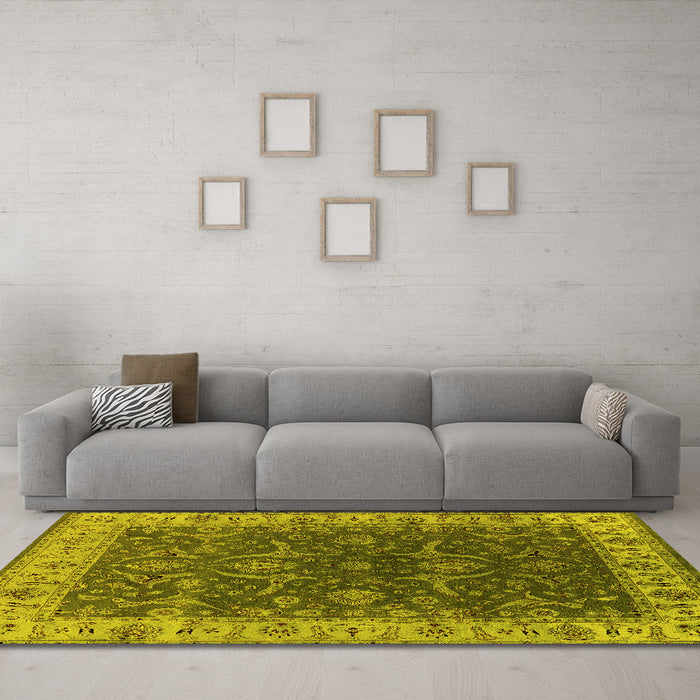 Machine Washable Oriental Yellow Industrial Rug in a Living Room, wshurb1598yw